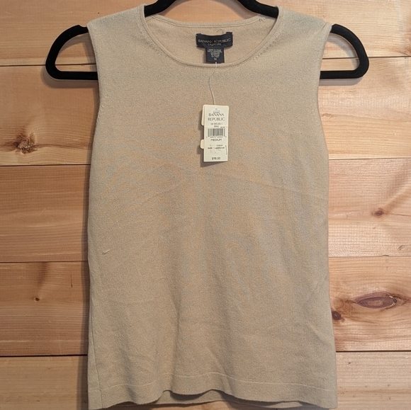 Banana Republic Tops - Banana Republic Cashmere Women's Beige Tank Style Shell..